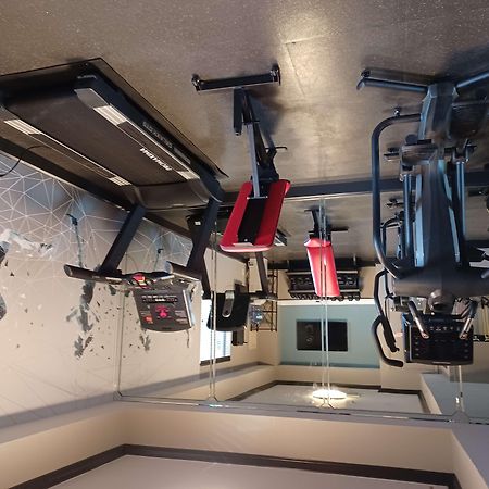 ベストウェスタン ハンツビル イン アンド スイーツ エクステリア 写真